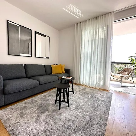 Sono - App With Garage&elevator Apartment